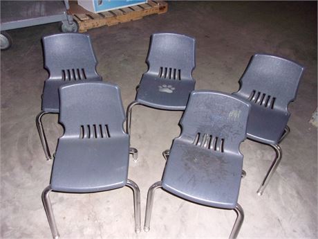 5 Plastic Elementary Chairs